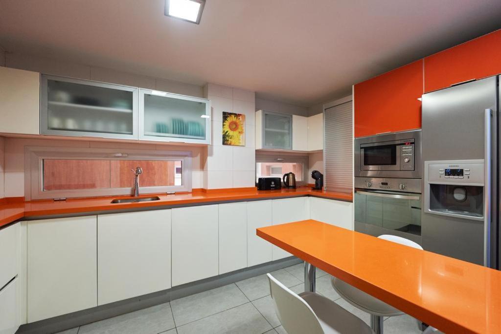 Vivir En El Campus De La Salud Apartment กรานาดา ภายนอก รูปภาพ